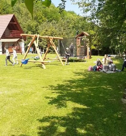 Semesterbostad Pod Czarnym Groniem